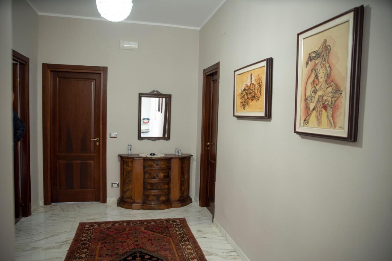 Come A Casa Panoramico E Centralissimo Daire Canicattì Dış mekan fotoğraf