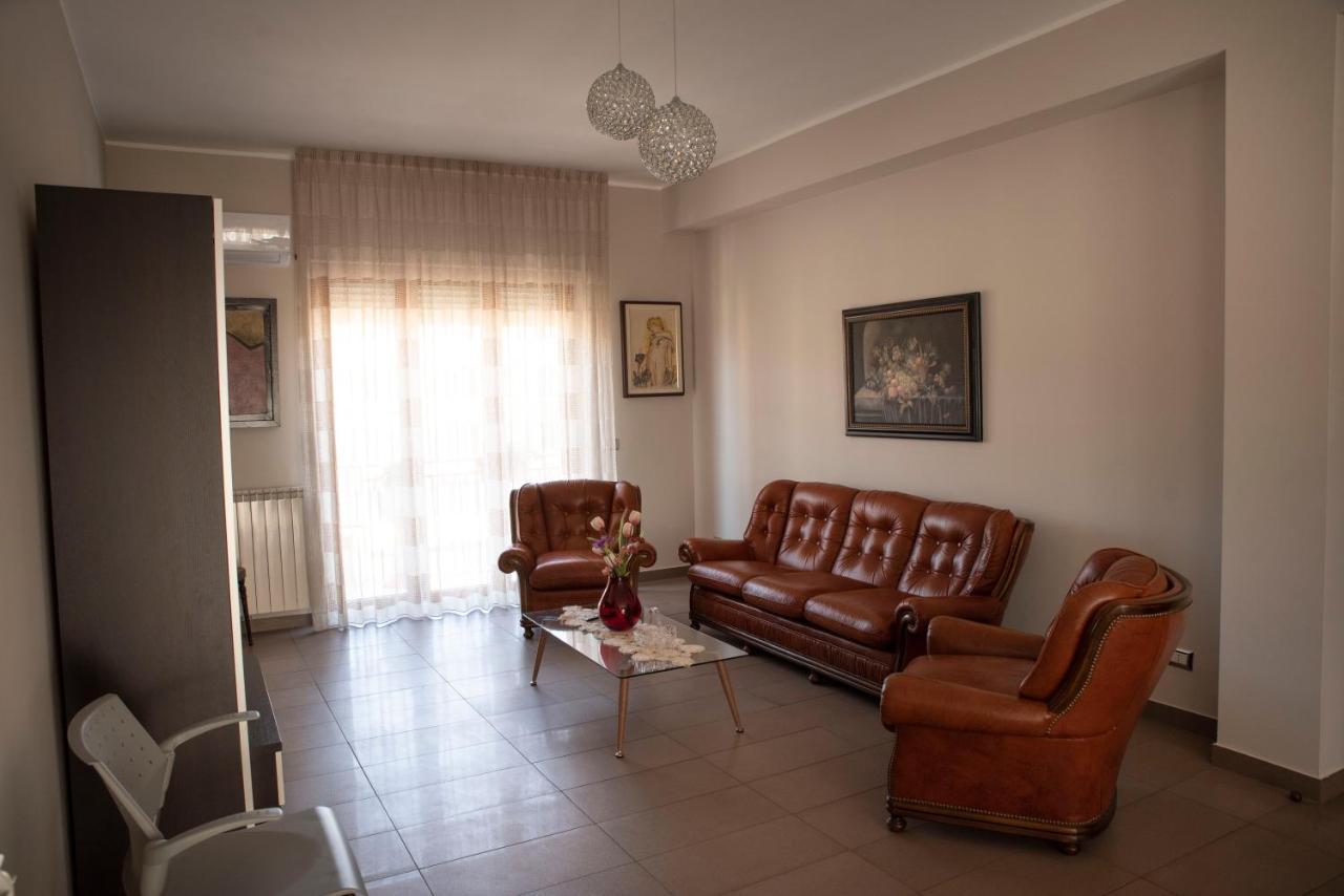 Come A Casa Panoramico E Centralissimo Daire Canicattì Dış mekan fotoğraf